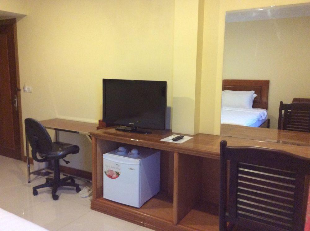 Royal Princess Hotel Sihanoukville Buitenkant foto