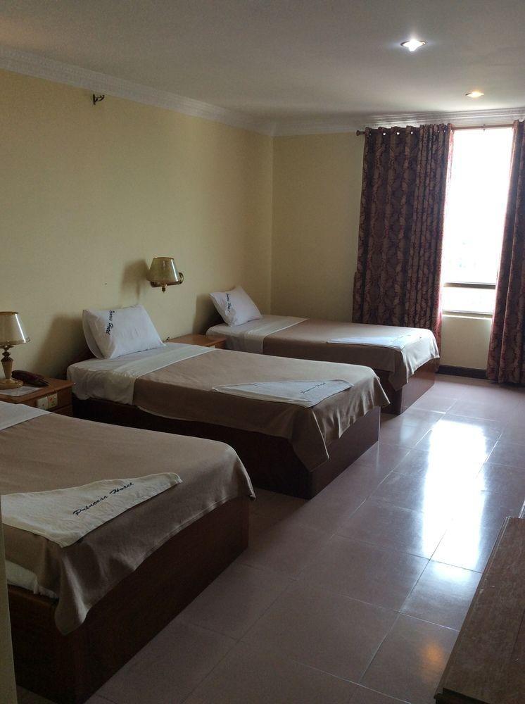 Royal Princess Hotel Sihanoukville Buitenkant foto
